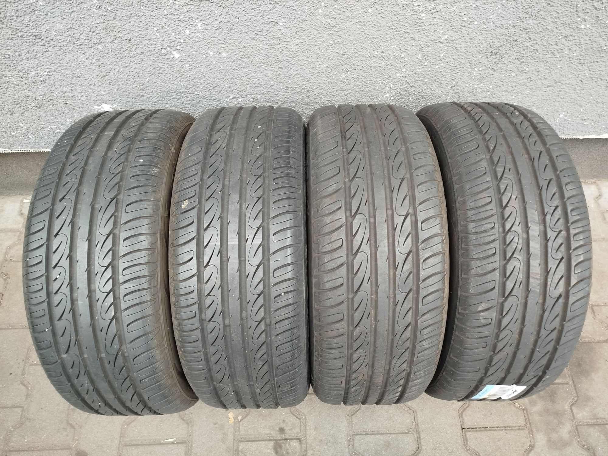 Opony letnie Firestone 205/55R16
