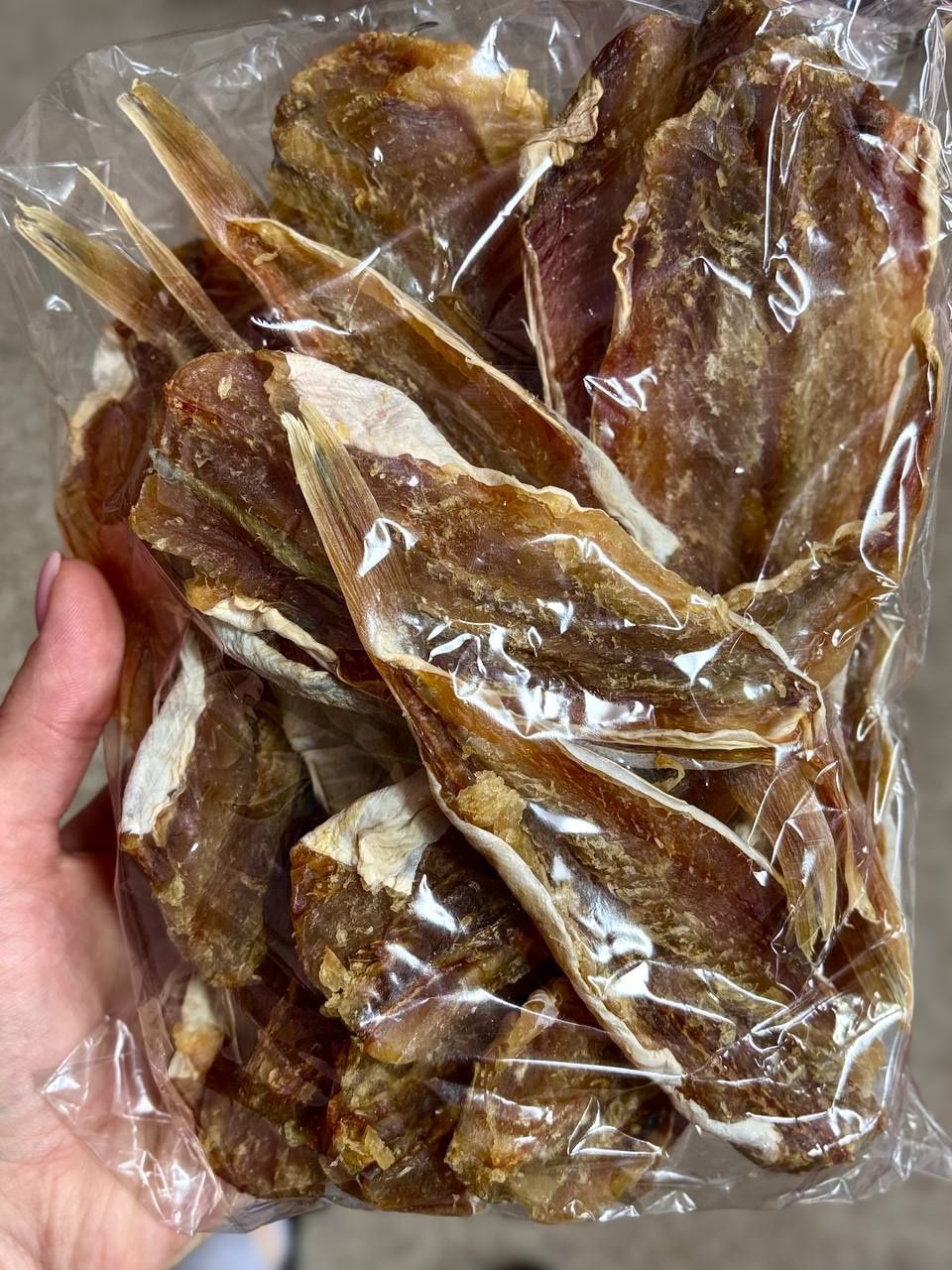 Рибні снеки, кальмар, краб стружка, янтарна, жовтий, п'ятачок