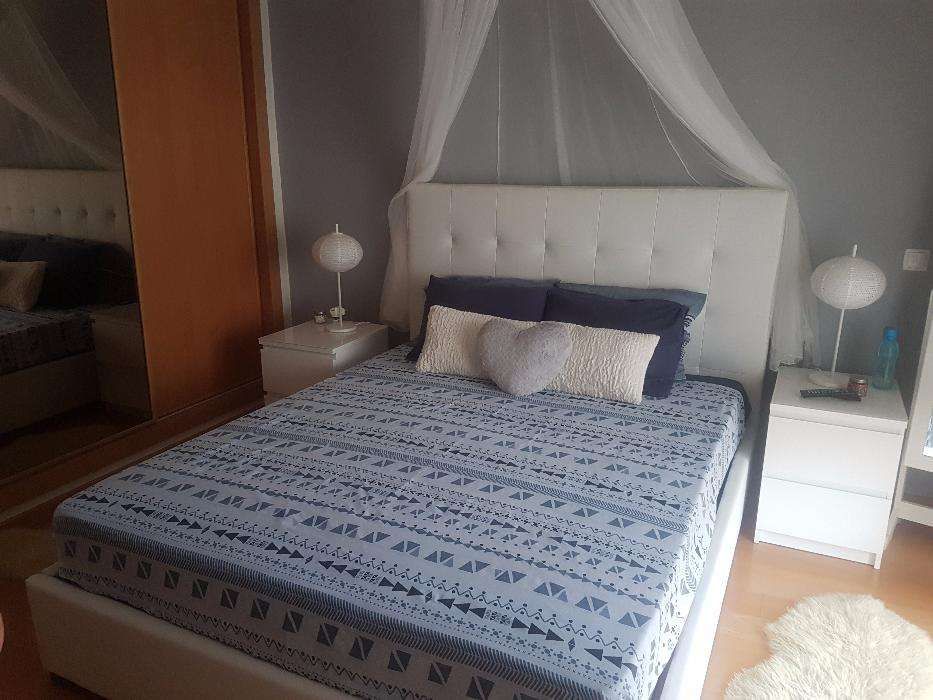 Cama 100 Estofada Nova + Estrado + Colchão (Fabricante)