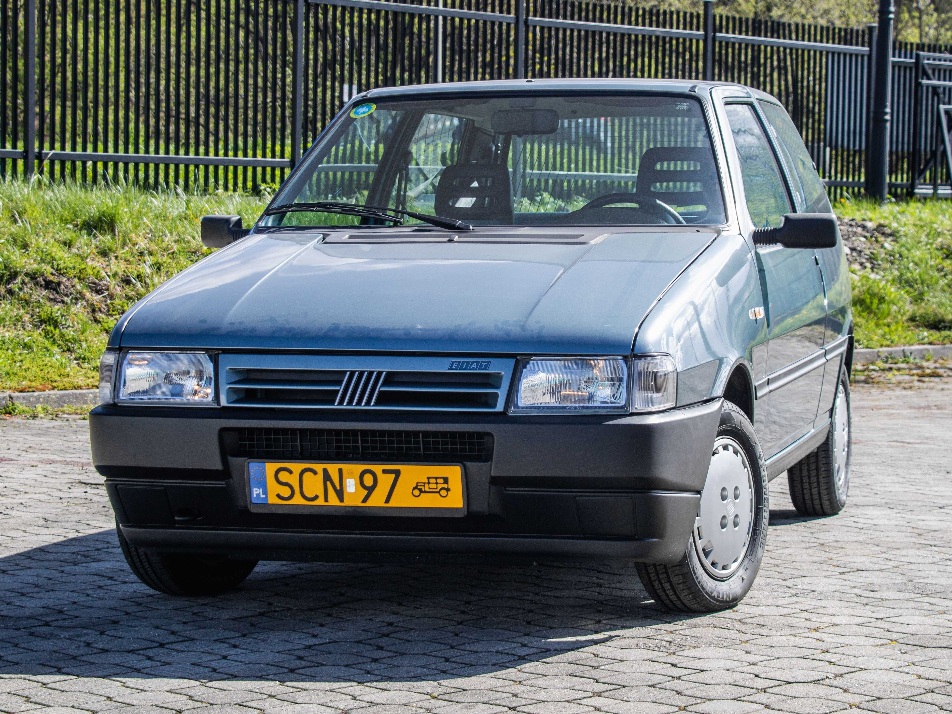 Fiat UNO 45 - oryginał z niewielkim przebiegiem