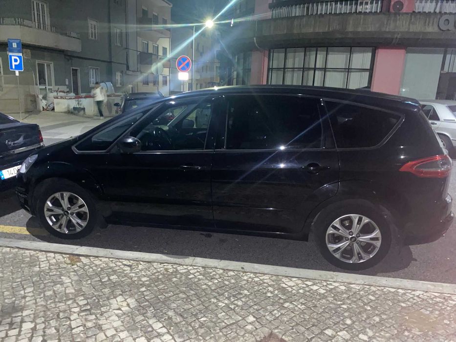 Ford smax preta 7lugares