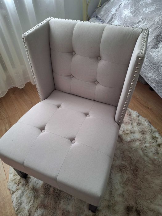 Sprzedam fotel szary , obicie lniane, stan bardzo dobry