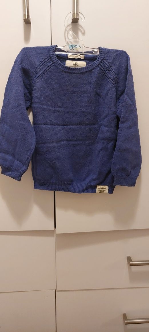 Fioletowy sweterek Zara 104