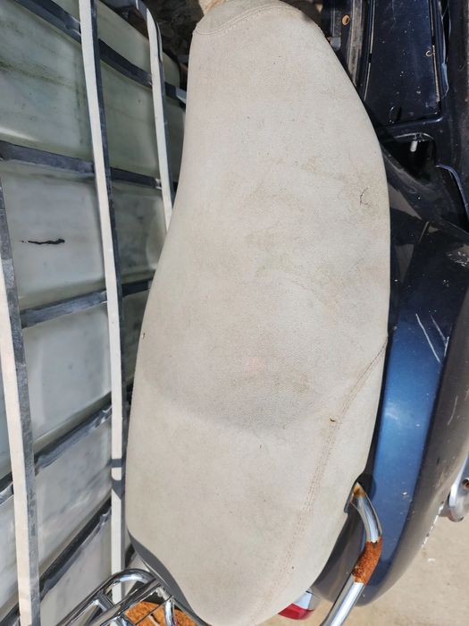 Banco trás VESPA LX