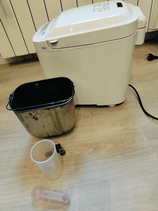 Хлібопічка панасонік