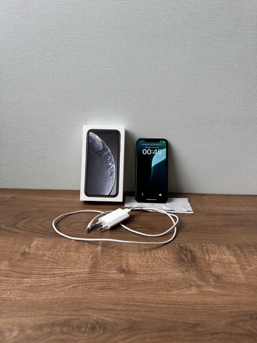 Iphone Xr 64gb.