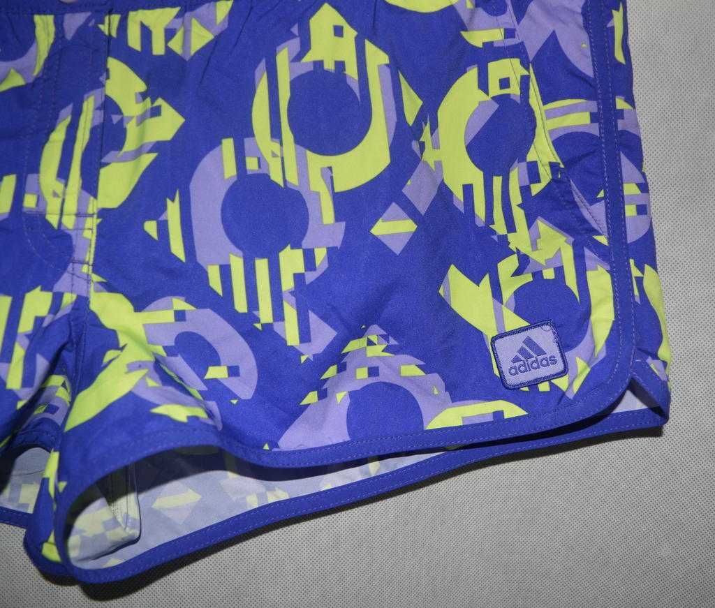Sportowe spodenki z niskim stanem Adidas 40