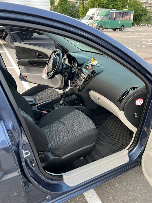 Продам Kia cee’d