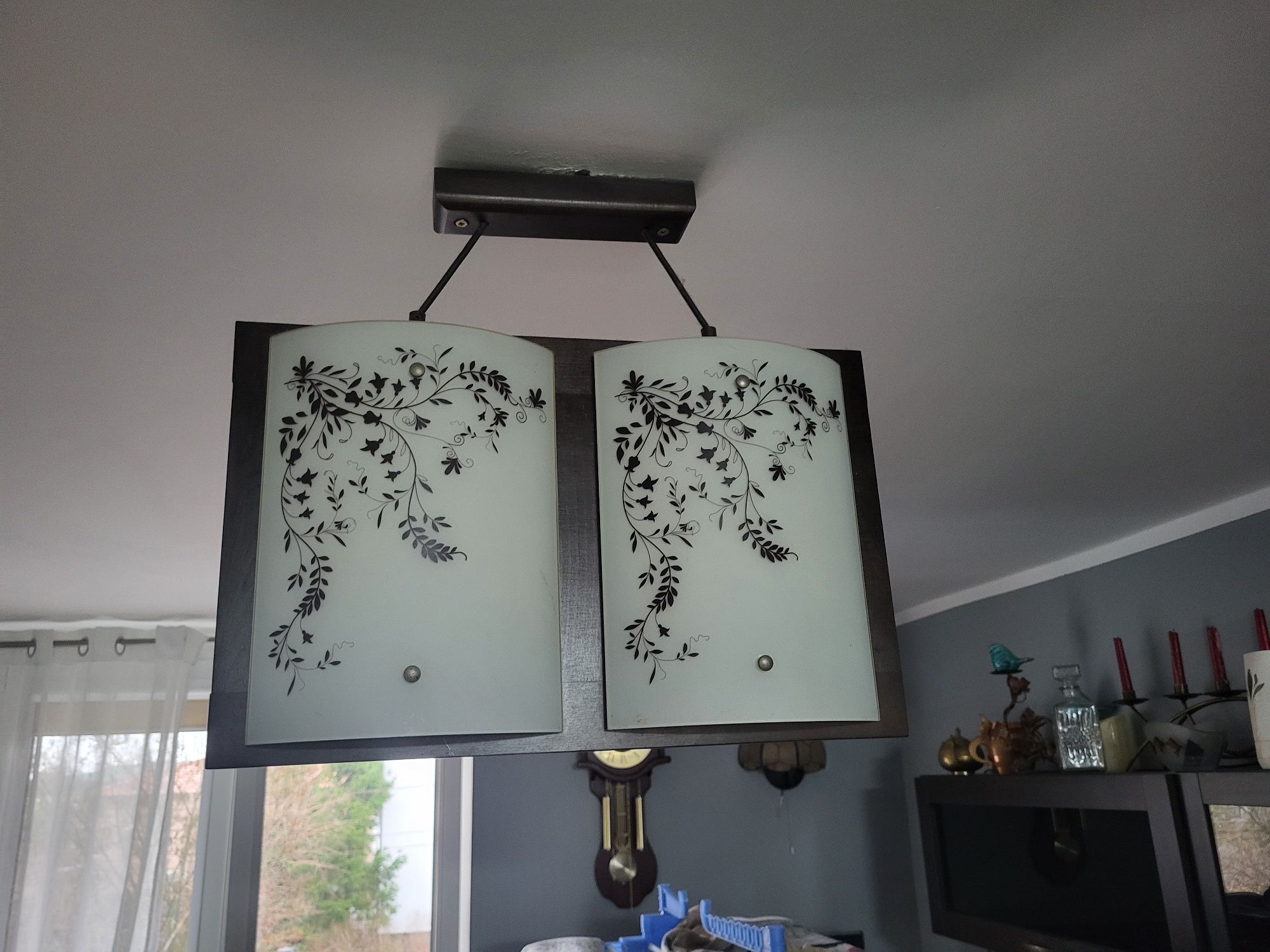Lampy wiszaca na sufit