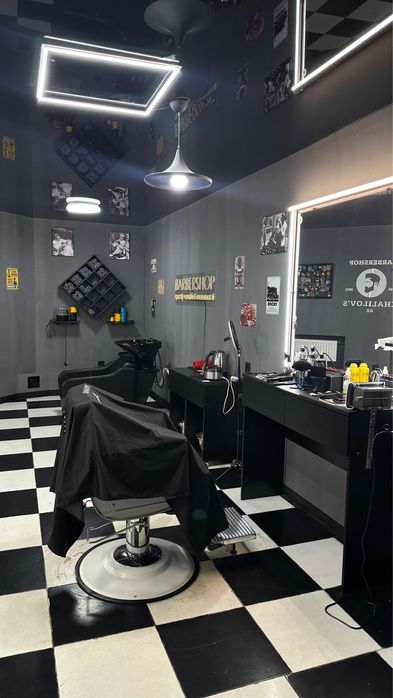 Продам діючий барбершоп у центрі Харкова (вул. Сумська)