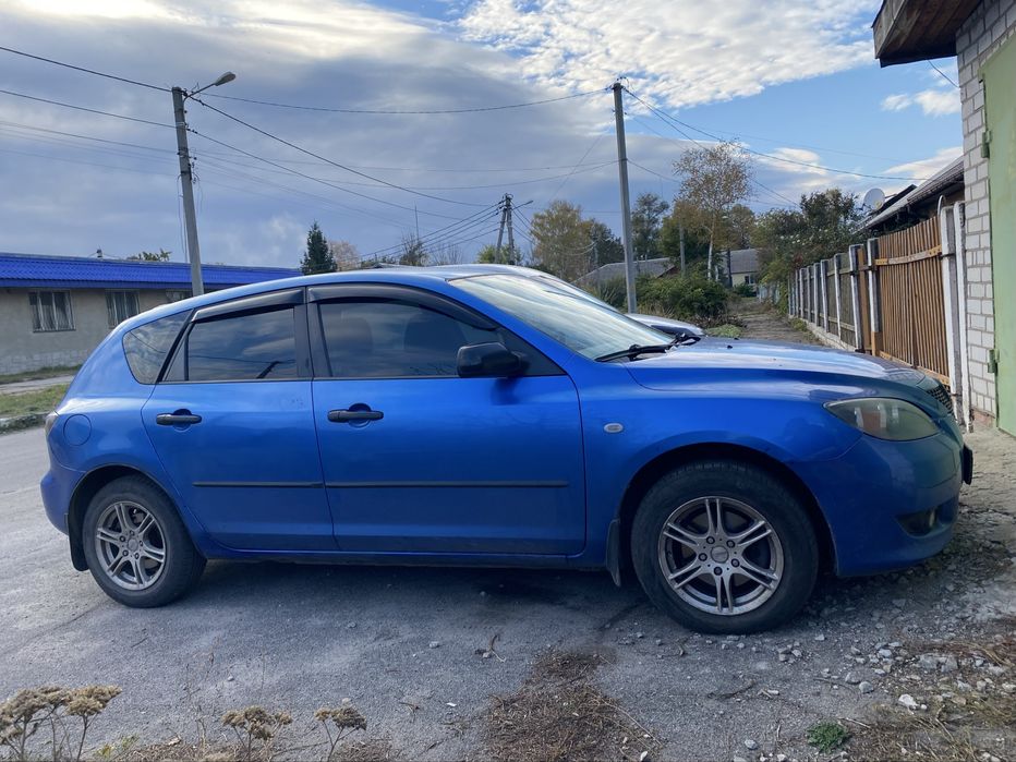 Продам авто Mazda 3.