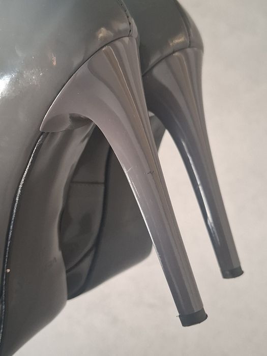 Szpilki VENEZIA rozm. 37