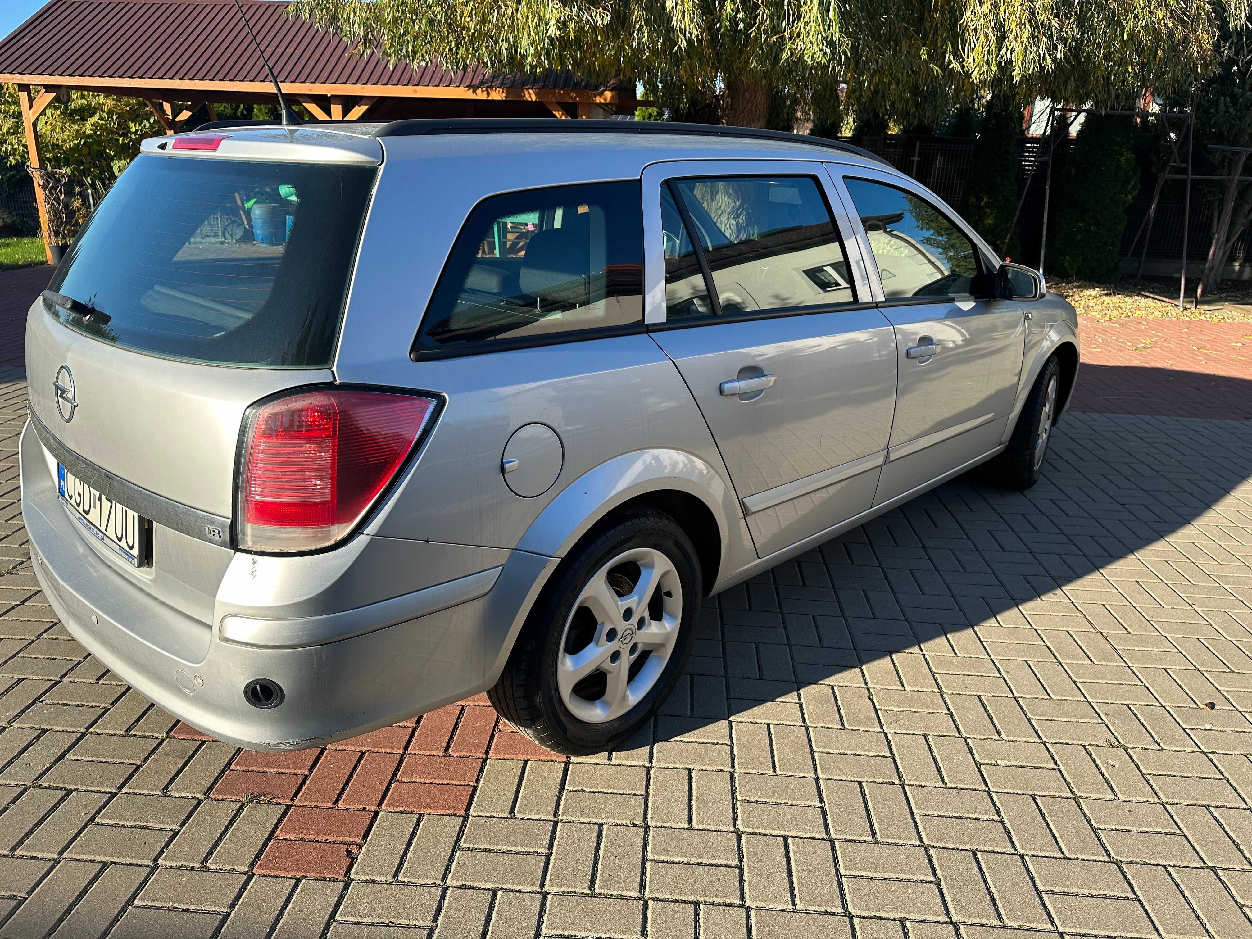 Opel Astra Benzyna 1.8