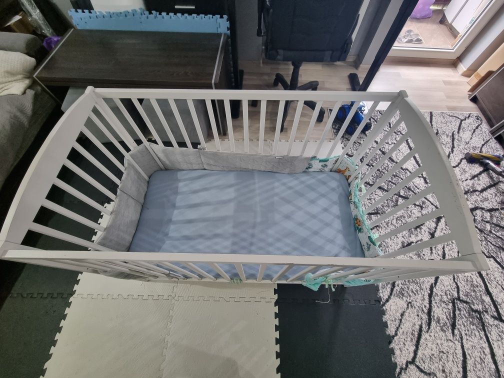 Łóżeczko 60 x 120 z materacem
