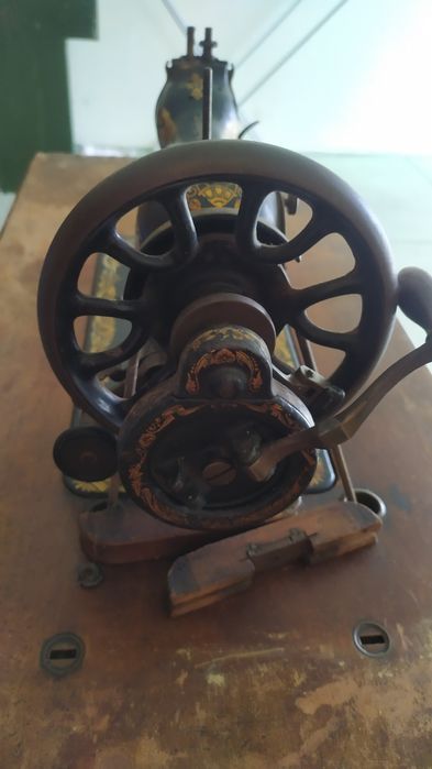 Máquina de Costura Singer Antiga
