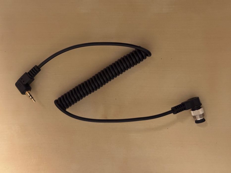 Cabo de Sincronismo Pixel CL-DC0 para Câmeras Nikon Série D MC-30