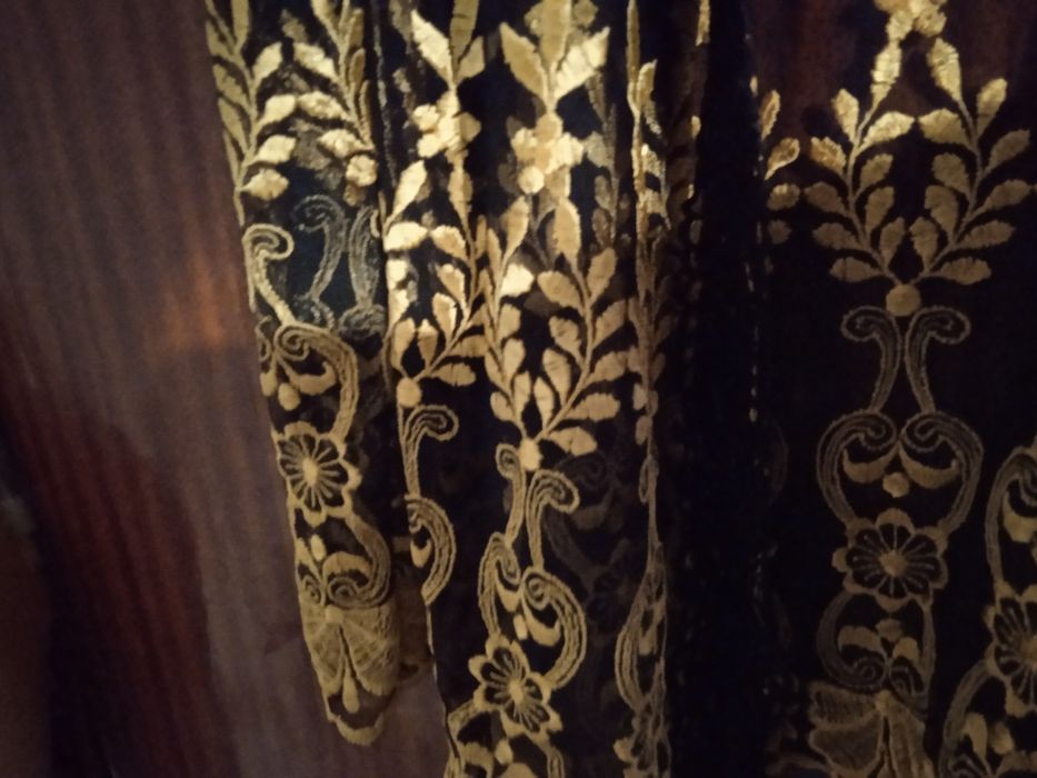 Продам женский костюм двойка