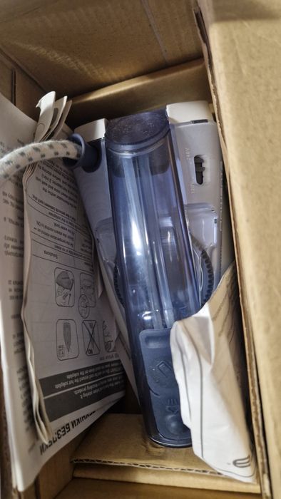 Ferro de viagem Rowenta novo