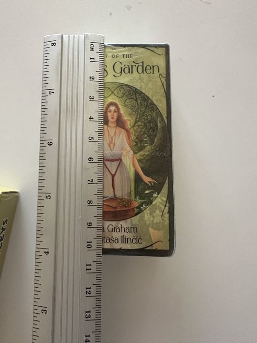 Колода Таро Mystical Medleys та Witch’s Garden