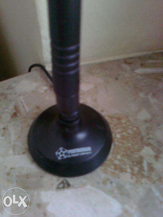 Antena WiFi PENTAGRAM wewnetrzna 9dBi w bdb stanie