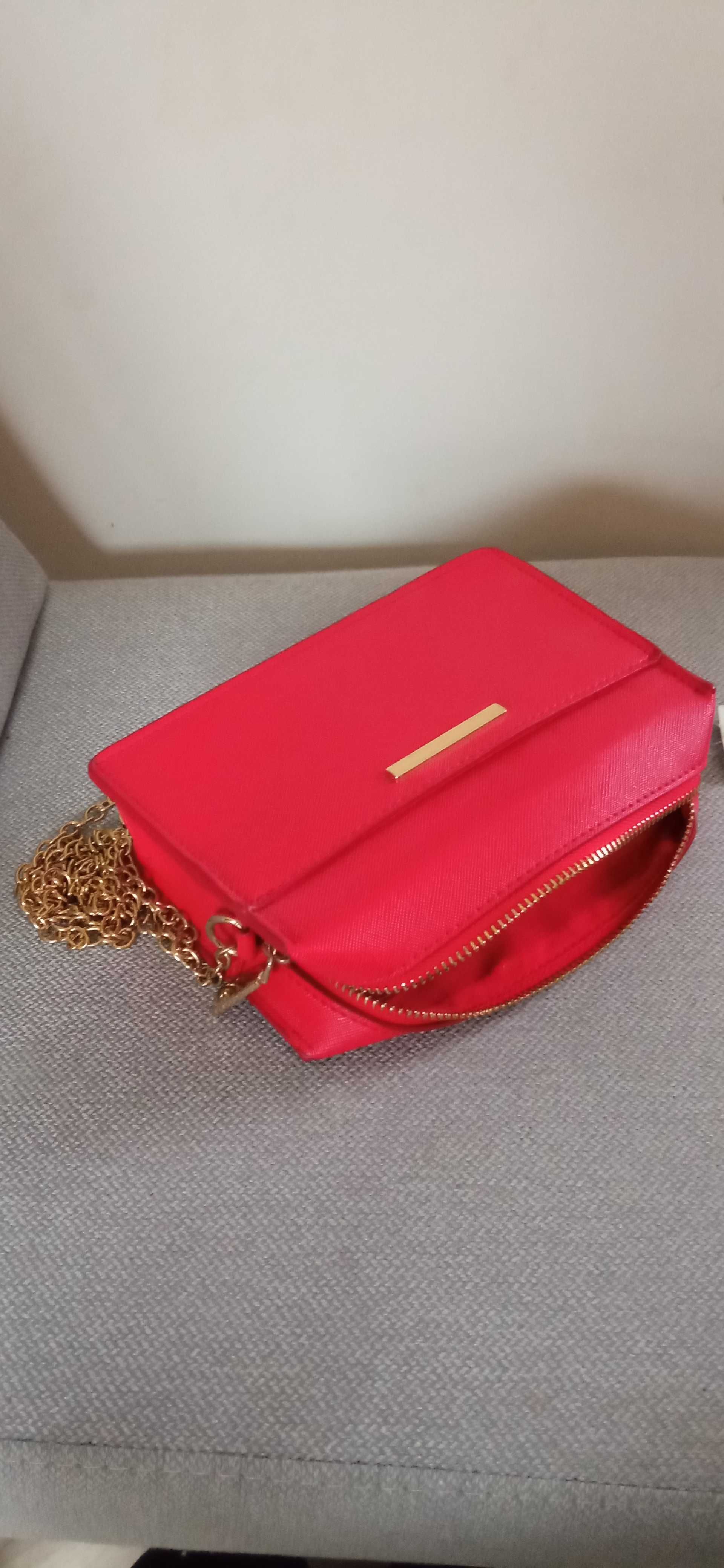 Nowa czerwona torebka damska na ramię do ręki House
