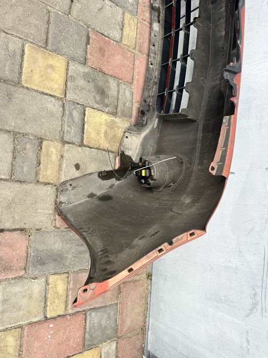 Бампер передний Nissan Note