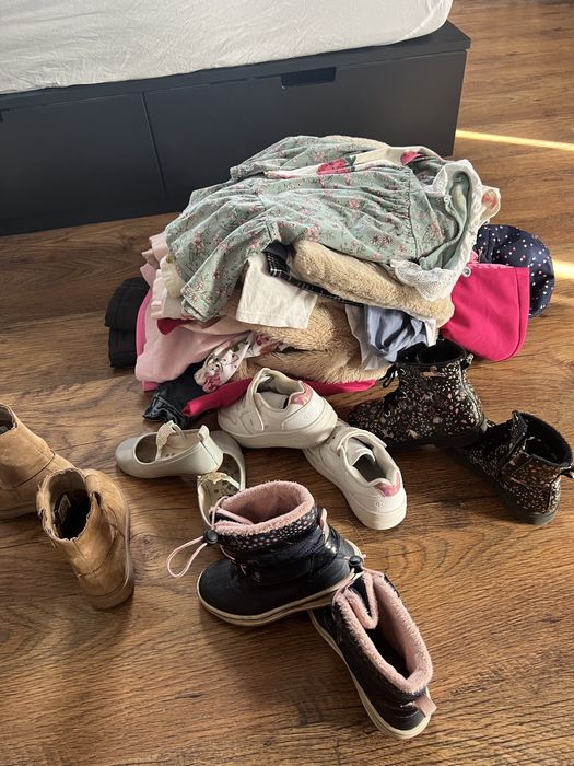 Paka ubran dla dziewczynki 110