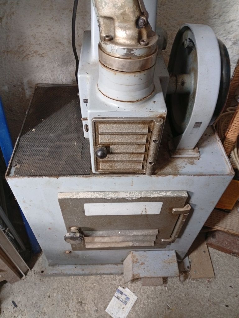 Máquina de coser solas OBE 2