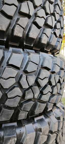 BFGoodrich MUD TERRAIN T/A KM2 255/75 r17