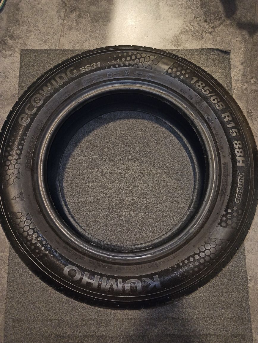 Sprzedam komplet opon letnich Kumho Ecowing ES31 R15

Czytaj więcej: h