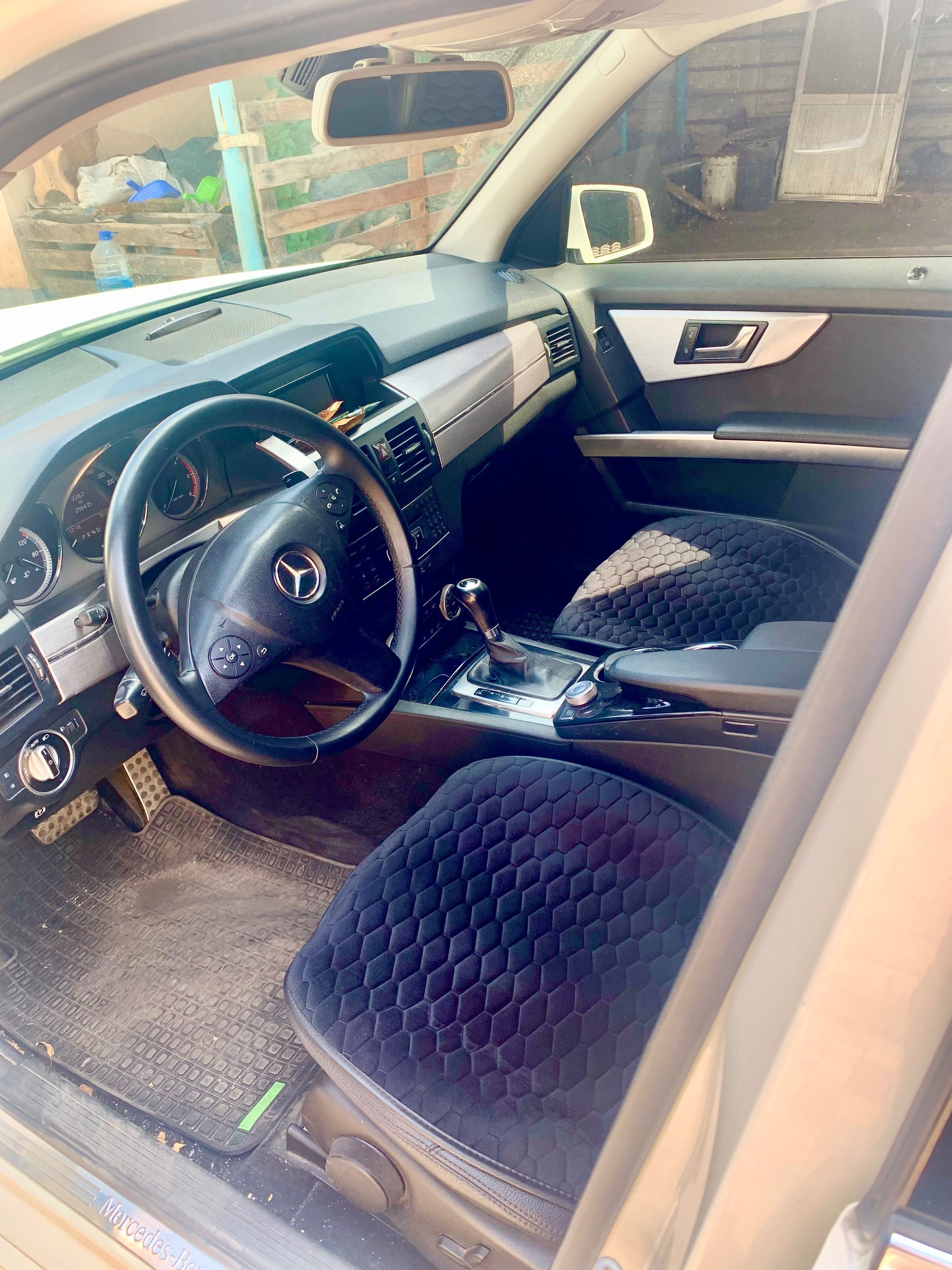 Продам Мерседес GLK220 chi