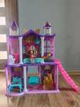 Zamek Enchantimals