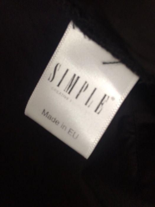Bluzka Simple 42 czarna