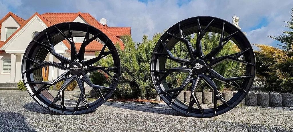 Felgi Forzza Titan do Bmw F30 F36 F10 F11 F12/19