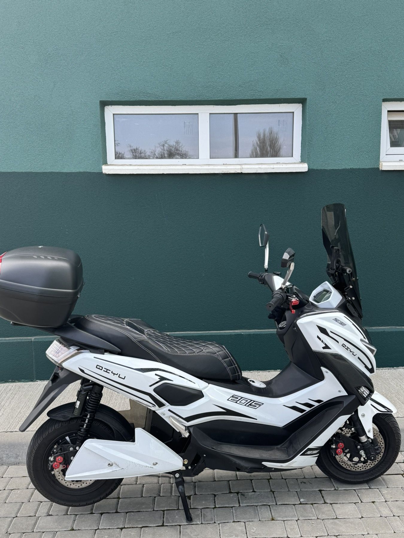 Продам Электро скутер Т МАХ 2999к Вт