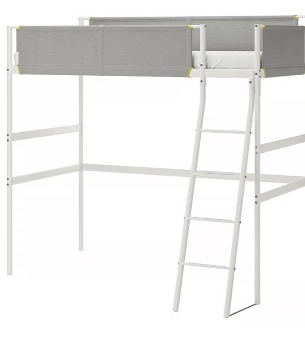 Łóżko piętrowe z materacem