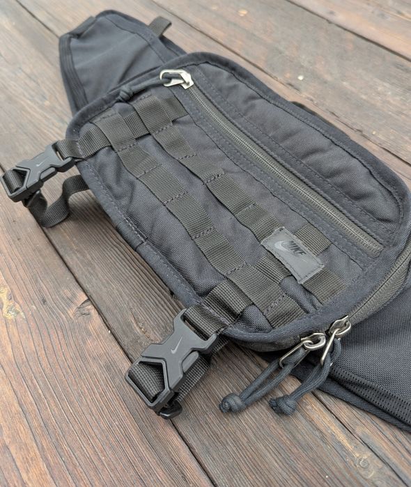 Сумка бананка nike rpm