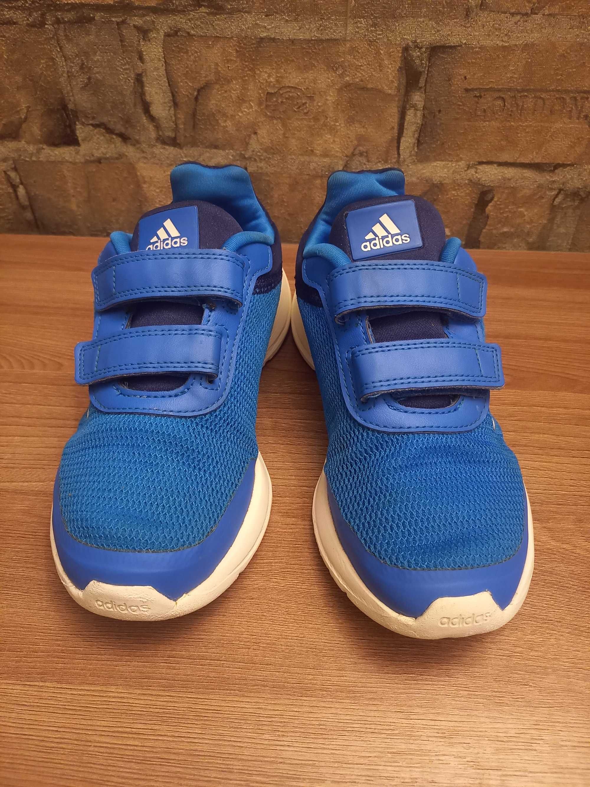 Кроссовки на мальчика adidas cloudfoam размер 33.