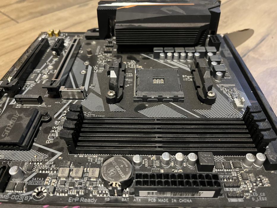 Płyta główna GIGABYTE B550M Aorus Elite
