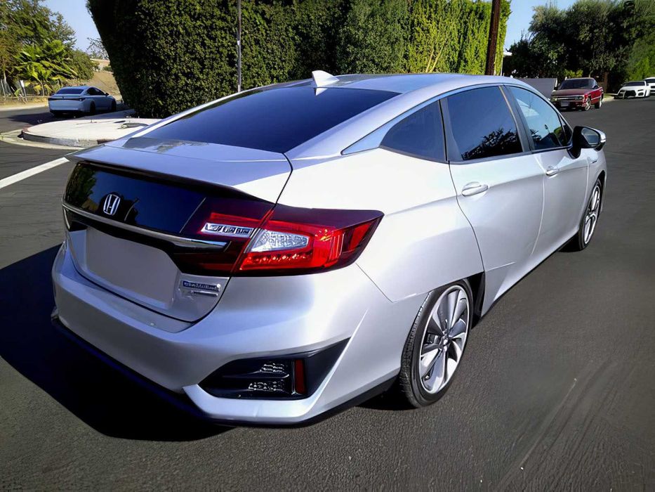 Honda Clarity      2018