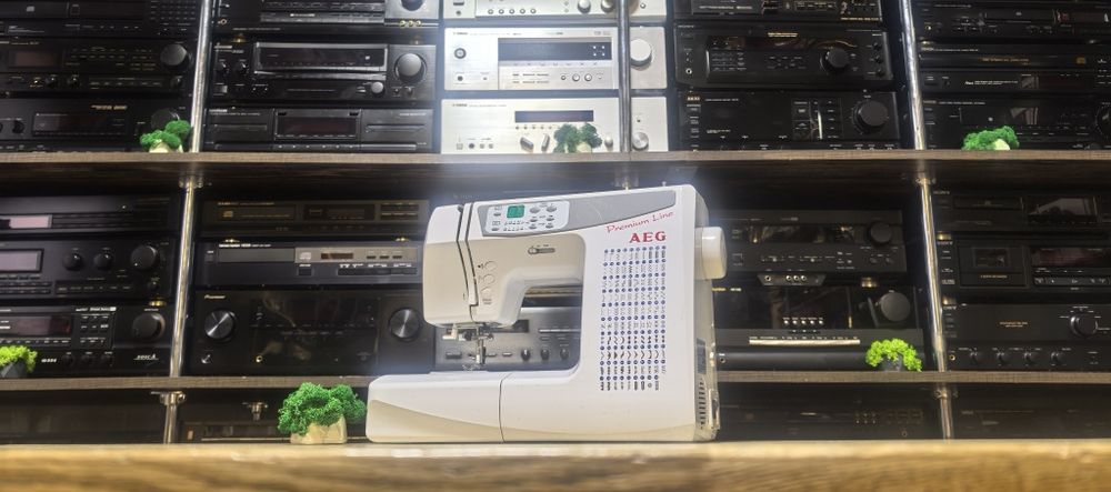 Швейна машинка AEG Premium Line