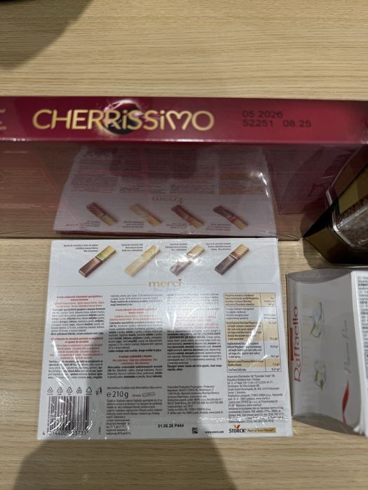 Zestaw kawa Jacobs Rafaello Merci