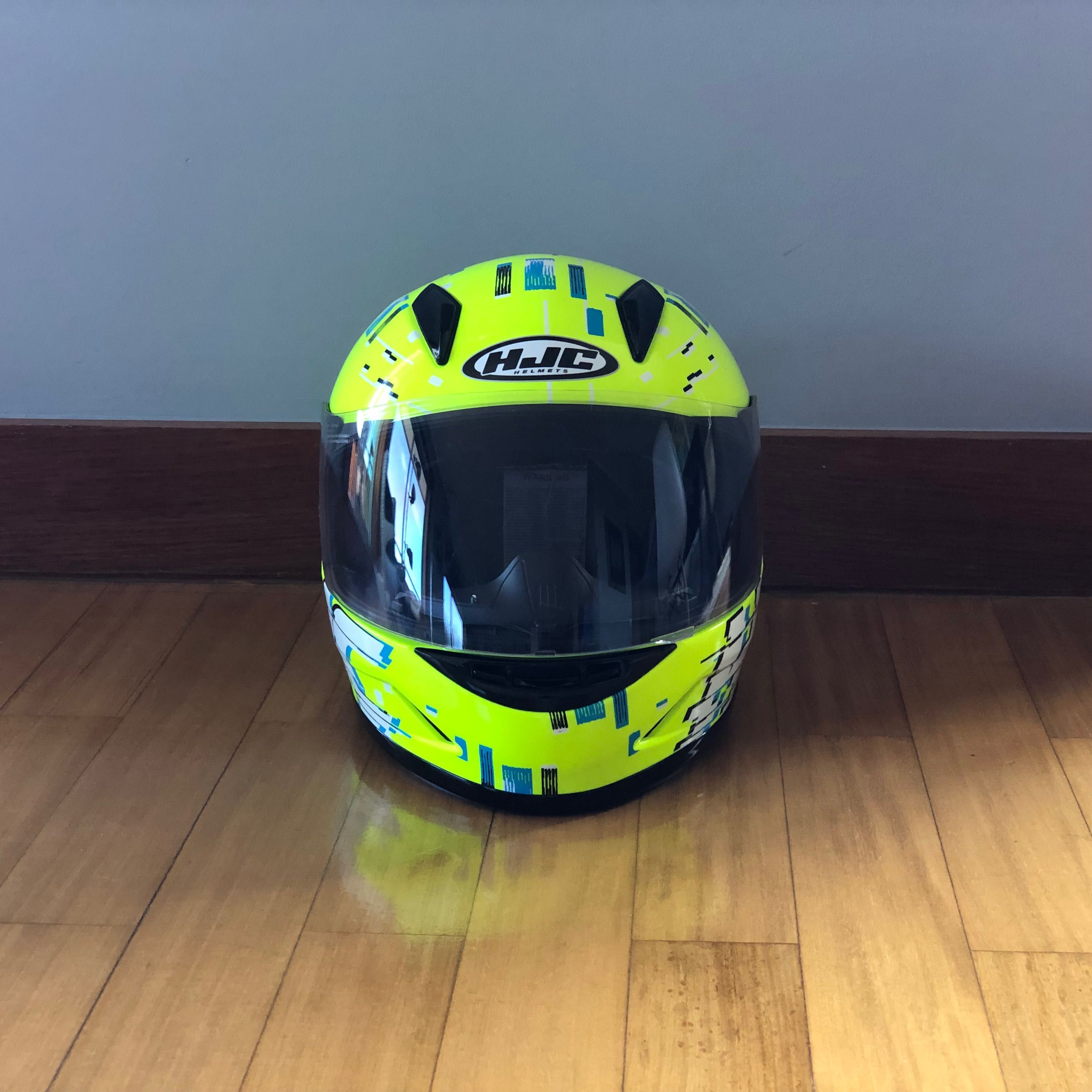 Capacete integral HJC para criança