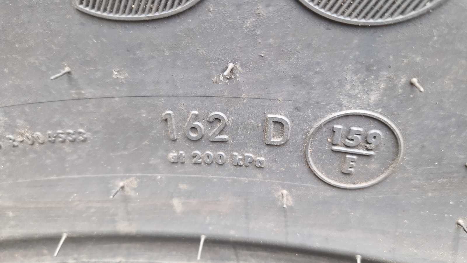 600/60r30 Continental nowe