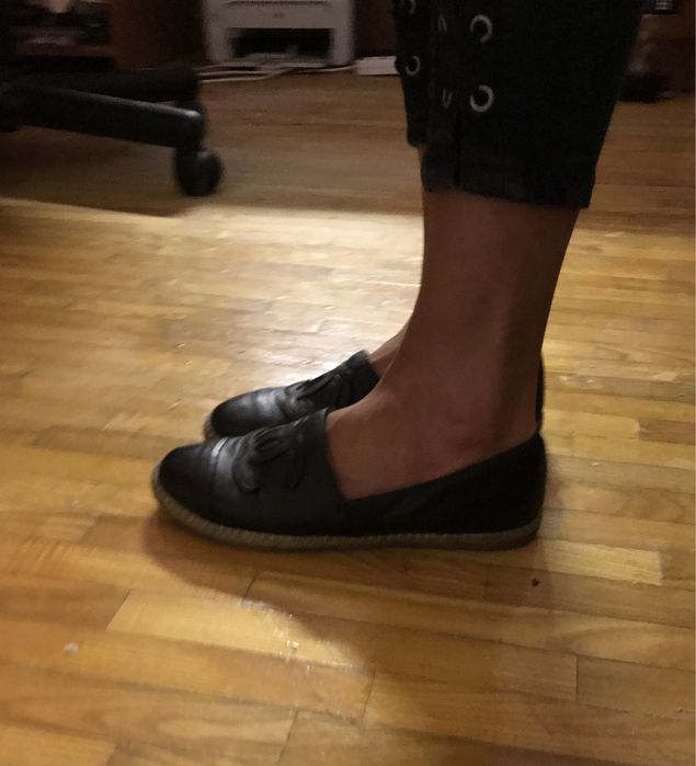 Продам черные кожаные эспадрильи со значком Chanel, 37 размер