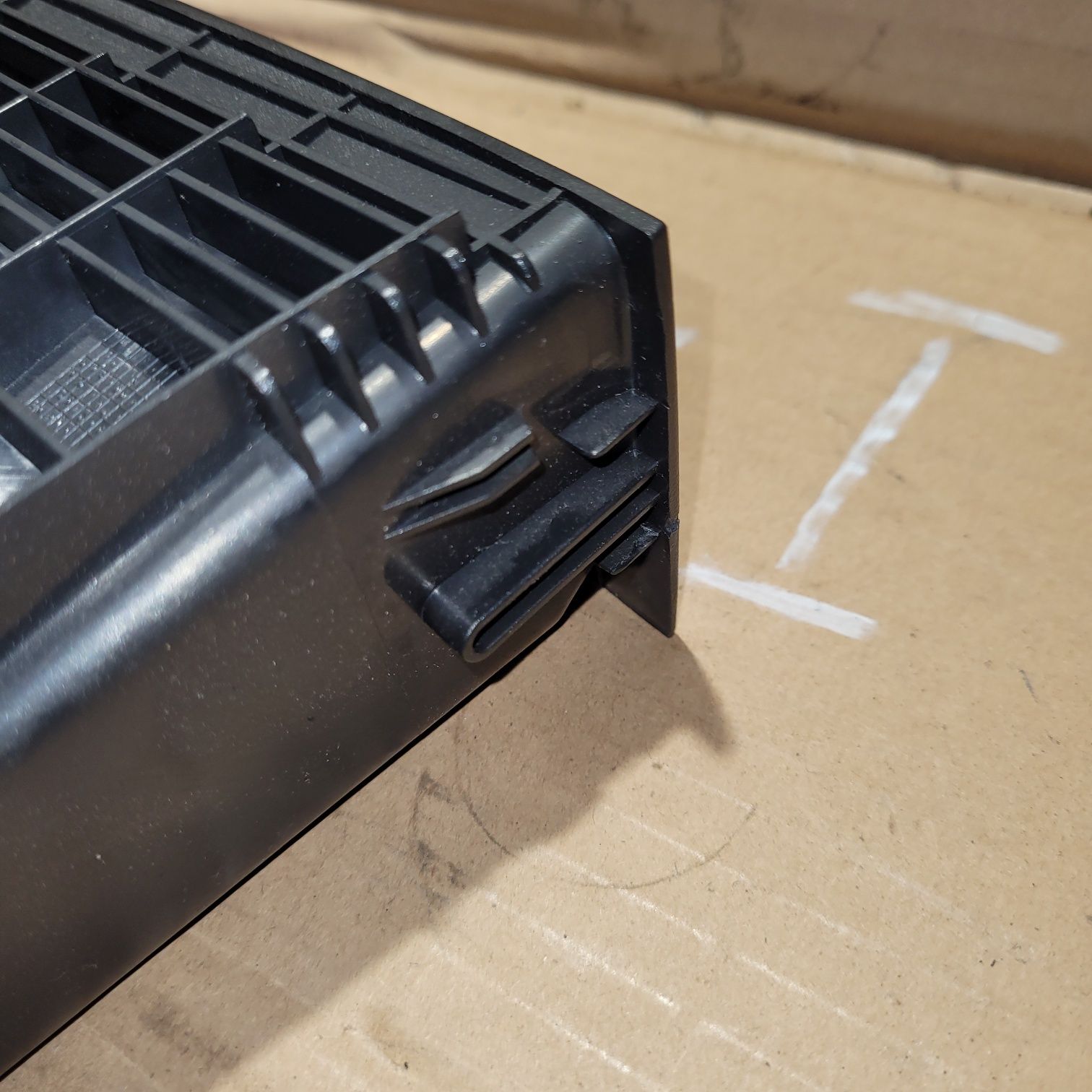 Schowek półka pod radio skoda Fabia I 2004r
