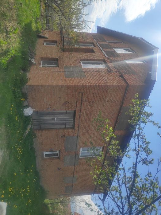 Продається будинок ( недобудований)