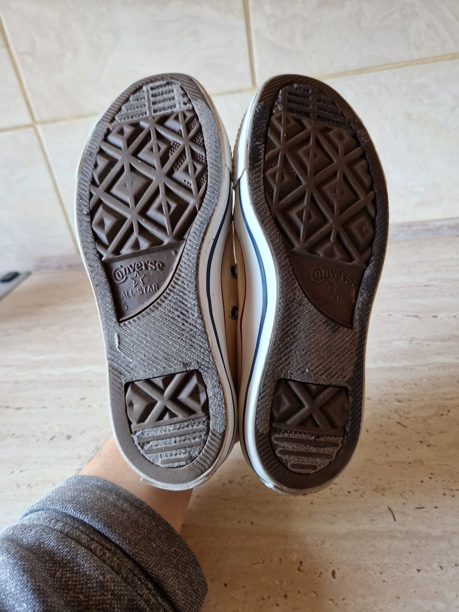 Trampki Converse r 37.5