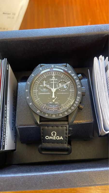 Swatch x Omega Bioceramic Moonswatch Mission To Moonphase Snoopy