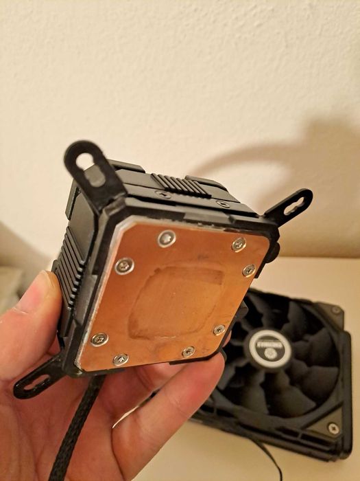 AIO Watercooling Enermax Liqmax II compatível com Intel